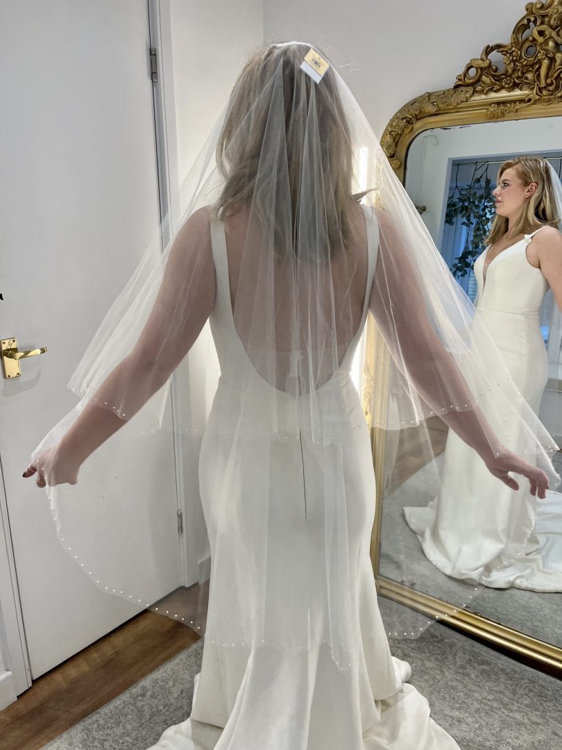 Lottie Pearl Trim Veil