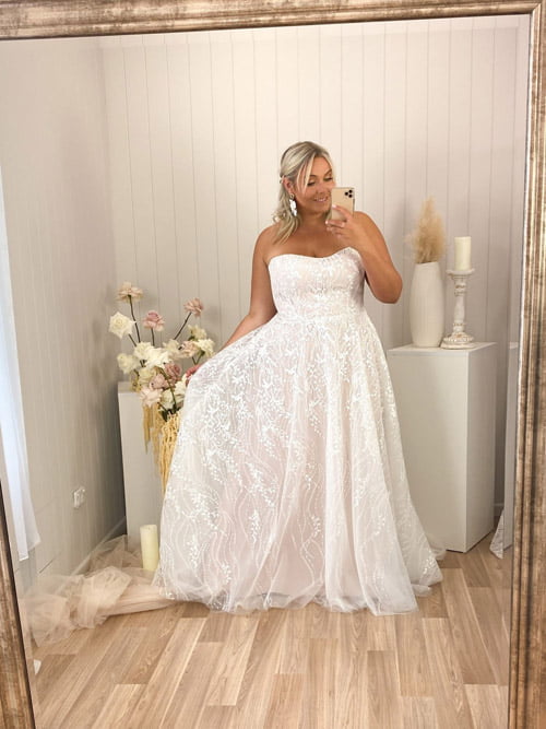 Curvy Madi Lane Dress 1