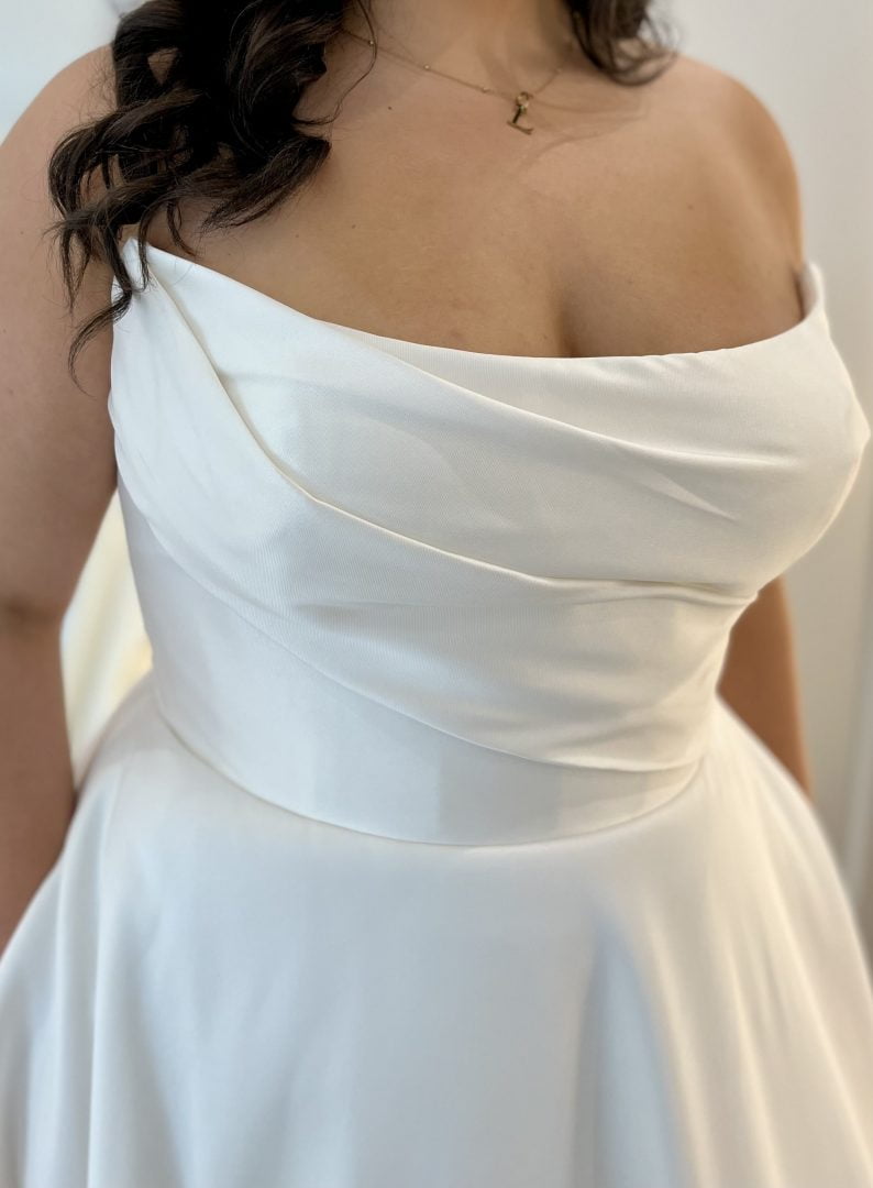 JUSTIN ALEXANDER ESTELLE PLUS SIZE CURVE