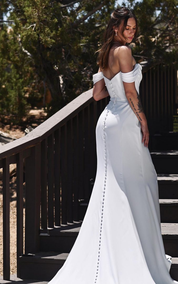 1566 martina liana off shoulder gown