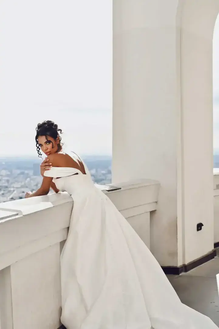 1607 martina liana ballgown plain london dramatic fashion forward angelica bridal 