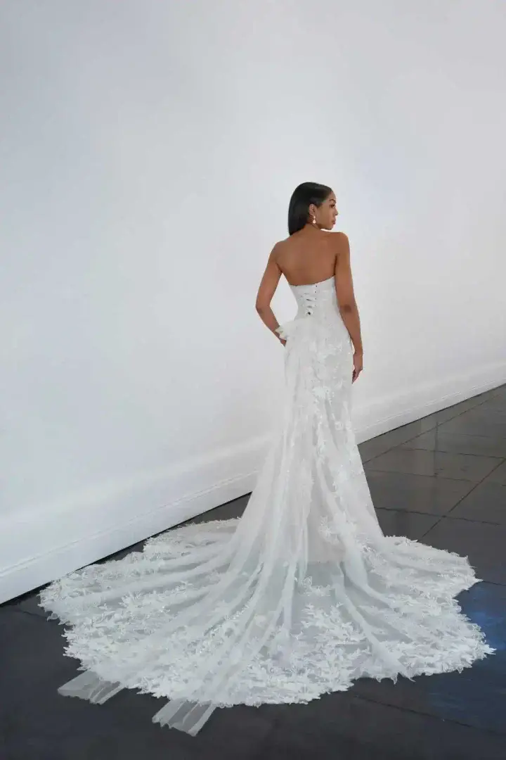 1620 martina liana fitted gown
