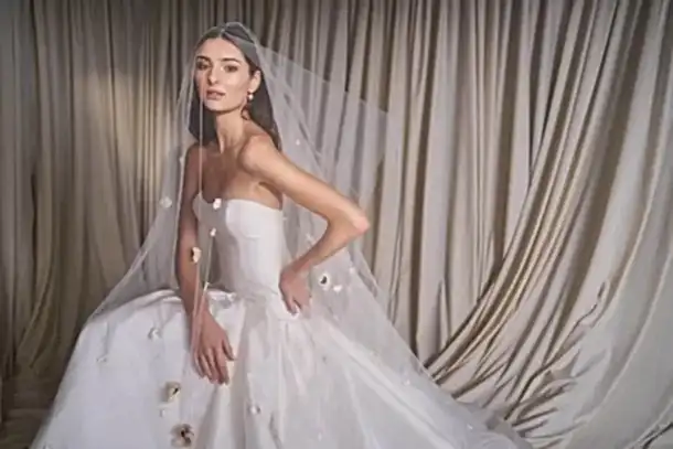 Wedding dress, mailing list sign-up
